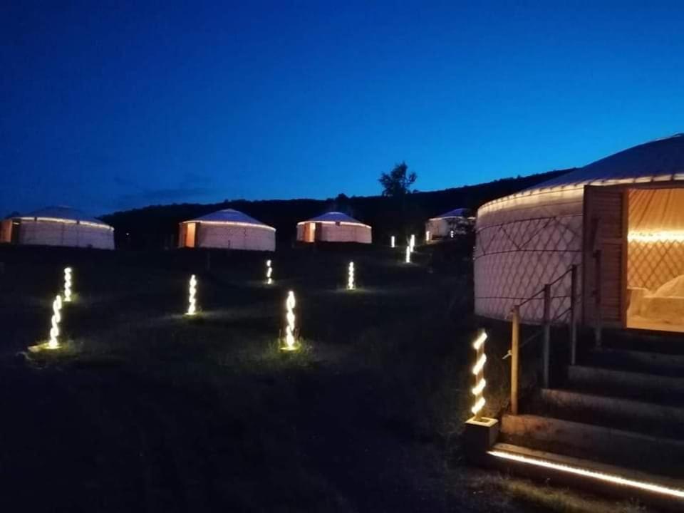 Jurta Hotel Balatongyoeroek 外观 照片
