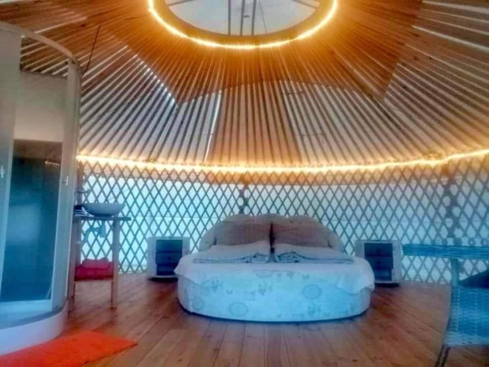 Jurta Hotel Balatongyoeroek 外观 照片