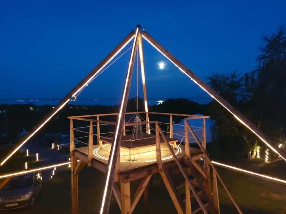 Jurta Hotel Balatongyoeroek 外观 照片