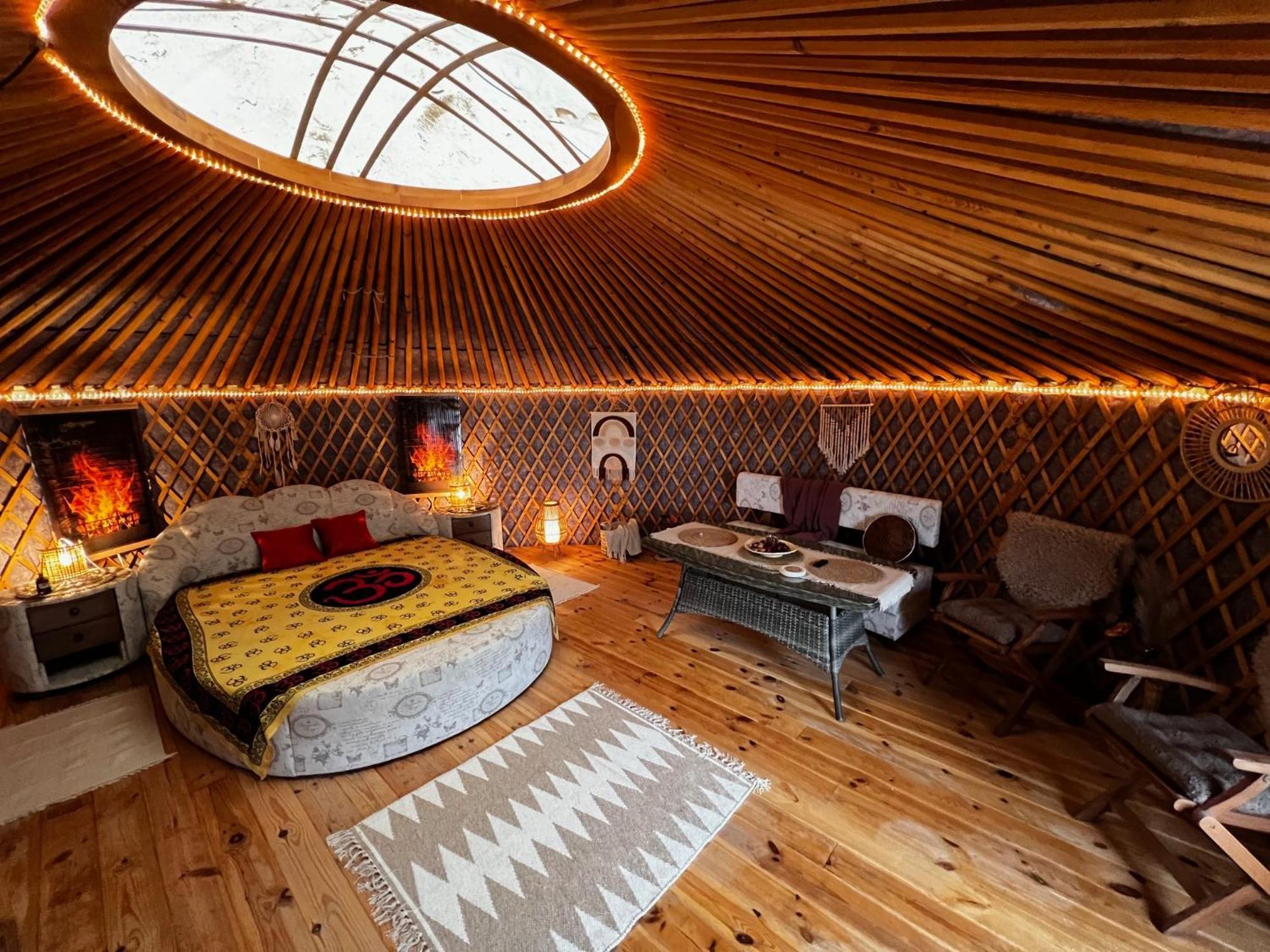 Jurta Hotel Balatongyoeroek 外观 照片
